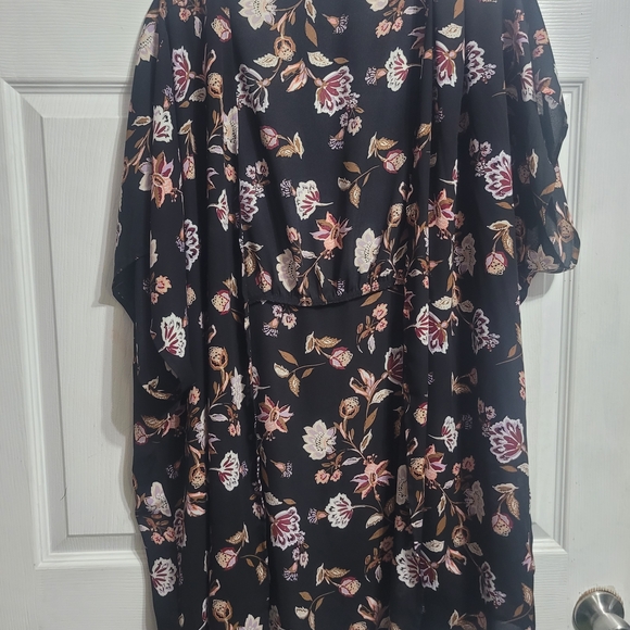 Floral Black Kimono for Women - Picture 1 of 2